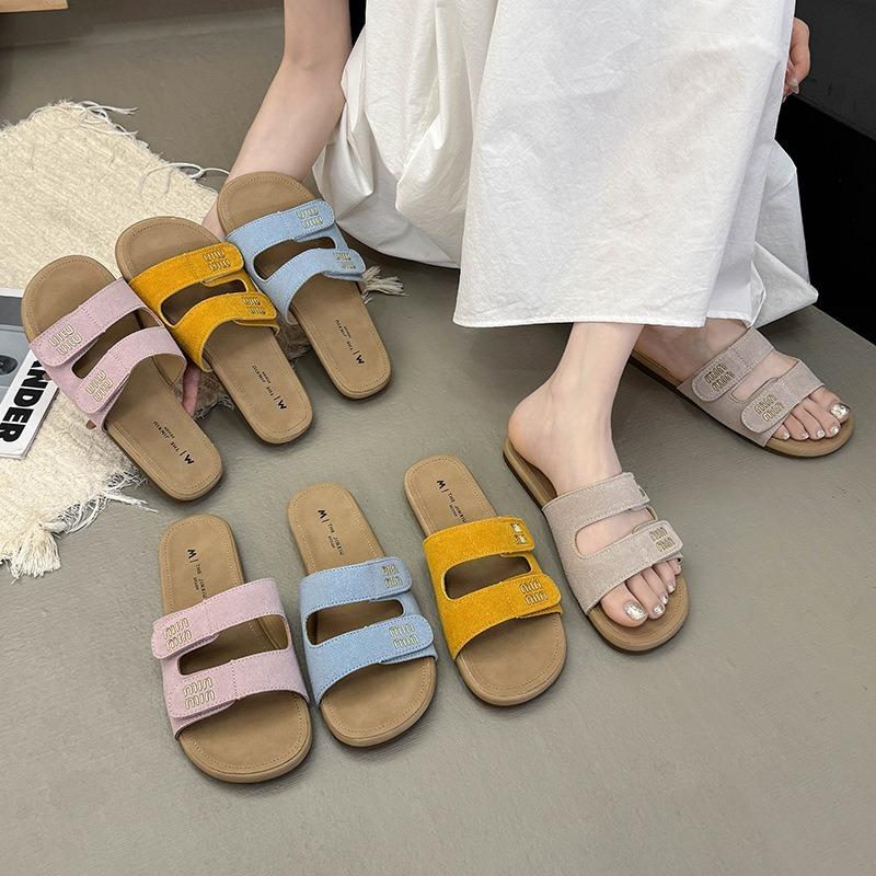 Slippers women's summer outer wear new fashionable soft flat one-word sandals with skirt beach cool slippers