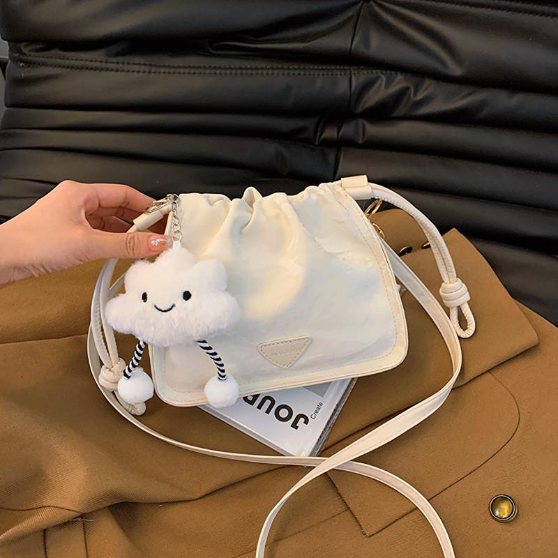 Chic Street Trendy Bucket Bag Fashionable Pu Leather Crossbody Handbag With Magnetic Closure