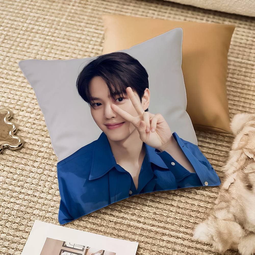 

Крутой Красивый Мужчина Звезды S-Сон Кан-МТ Наволочка Комфорт Диван-кровать Шелковисто-элегантная Невидимая молния Декоративная наволочка 12x12Inch