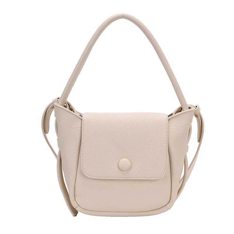 

New niche design messenger bag women s fashion lychee pattern commuter small square bag shoulder bag белый