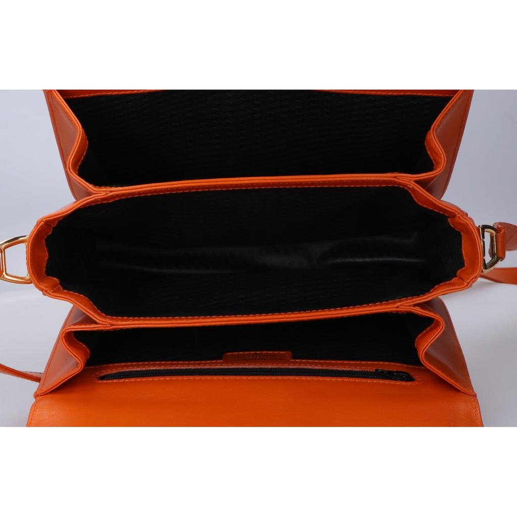 GIANFRANCO LOTTI leather Shoulder bag OrangeUsed
