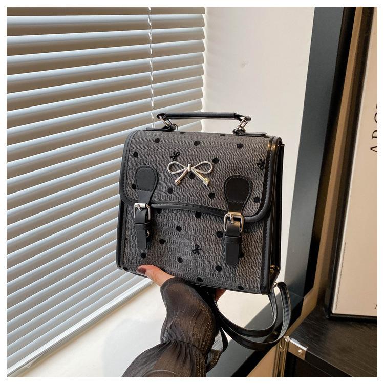 

Summer leisure love travel portable 2025 new college wind polka dot bow backpack women