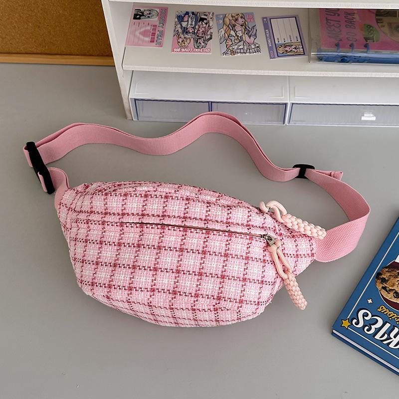 Wind soft shoulder bag plaid women's simple and versatile small breast bag girl student messenger bag