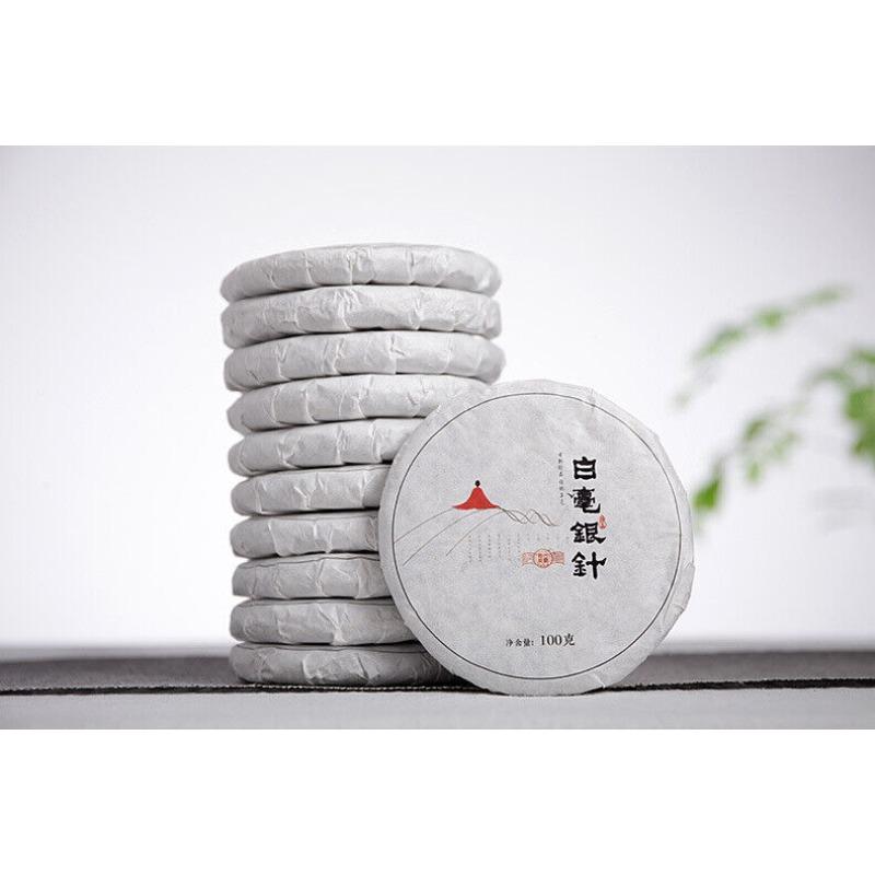 100g White Hair Silver Needle Yunnan Small Cake Moonlight White Old White Tea