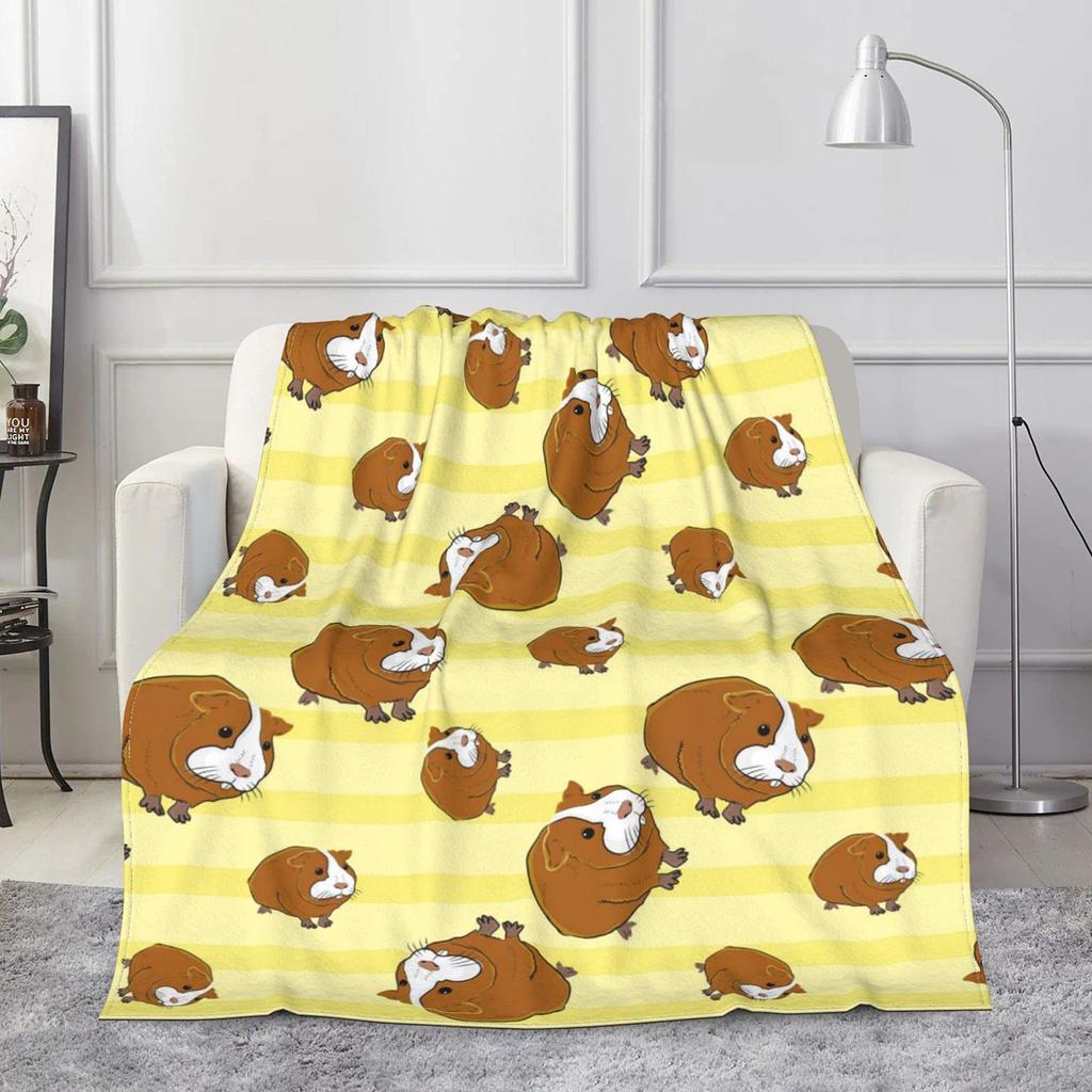 Guinea Pig Flannel Blanket Lovely Cartoon Animal Red Strawberry Blankets for Couch Bed Sofa Pet Hamster Floral Throw Blanket