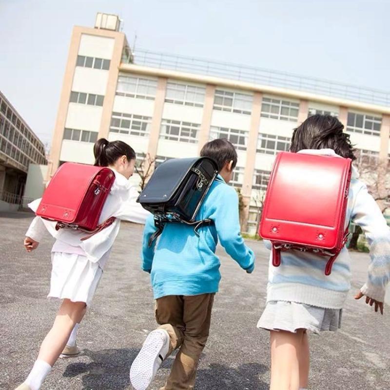 Japonské školní batohy pro základní školy Snižují zátěž na páteř Batohy pro chlapce a dívky Krabicové batohy s pevným pláštěm