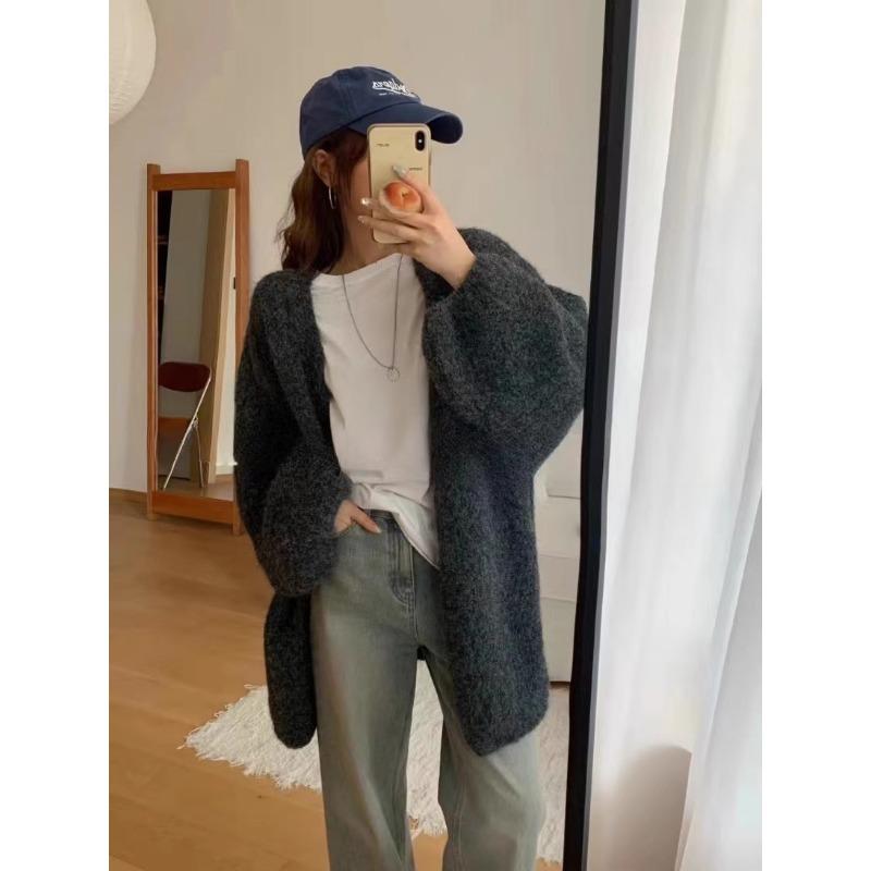 

Осень и зима новый темперамент свободный ленивый ветер вязаный свитер женский толстый V-образный вырез рукава-фонарики теплый вязаный жакет average size темно-серого