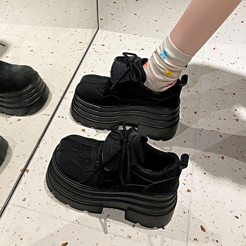 Malé silné jednoboty muffin JK Spice Girl Jarní nové malé kožené boty zvyšující výšku