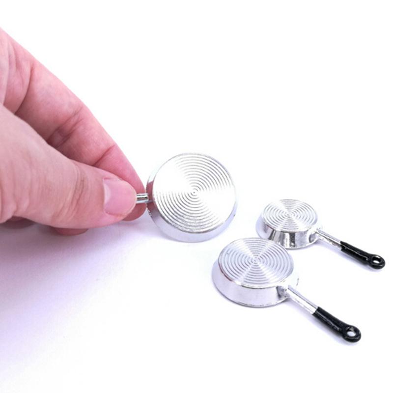 Cena de jogo de comida criativa modelo mini frigideira conjunto de 3 peças acessórios para casa de bonecas