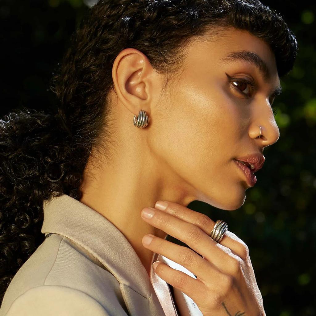 Retro Stripes Niche Cold Wind Silver Plain Ring Ear Buckle Autumn And Winter Fashion Commuting Must Enter Earrings Women