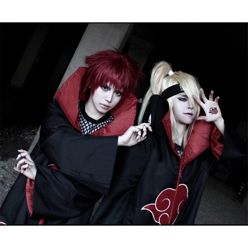 Cosplay Sada Oblečení z Anime Naruto, Obsahující Čtvrtého, Šestého a Sedmého Hokage a Členy Akatsuki v Pláštích.