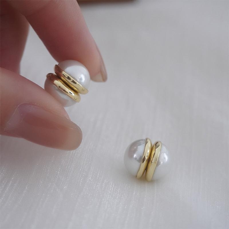 Fashion Elegant Cat-Eye Stone Magnetic Ear Clip for Women Weight Loss Acupoints Stud Earrings Without Piercing Jewelry