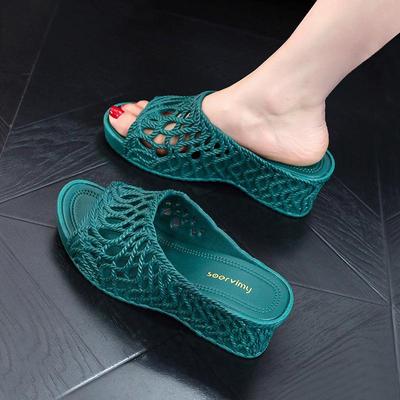2025 Trendy Women's Thick-Soled Height-Boost Summer Sandals 