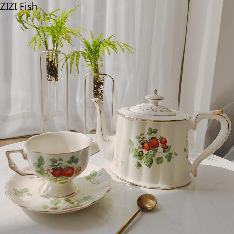 Evropská retro sada šálků a podšálků na kávu Odpolední čaj Kávová konvice Dezertní talíř Sada na pití Domácí čajová sada Kancelářský keramický hrnek