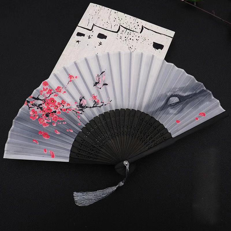 Hedvábný skládací vějíř ve stylu vintage Čínský japonský vzor Umělecké řemeslo Dárek Domácí dekorace Ornamenty Tanec Ruka Vějíř Dárky