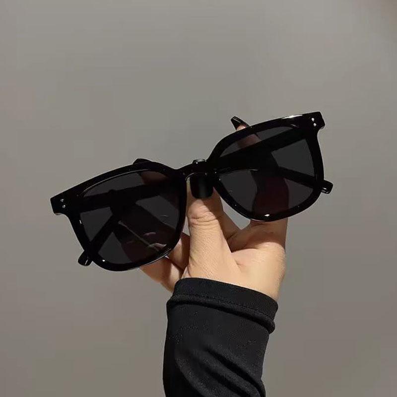 Pink Powder Blusher Glasses Women Fashion Korean Oversized Gradual Eyeglasses Black Frame Pink Vintage Trend Square Sunglasses