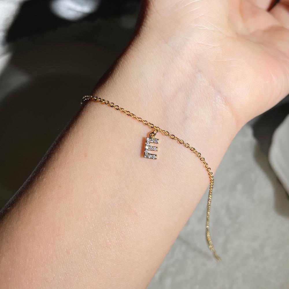 Classic Pave Zirconia A-Z Letter Bracelet Women Fashion 26 Initials Stainless Steel Chain Charm Bracelet For Women Jewelry Gift