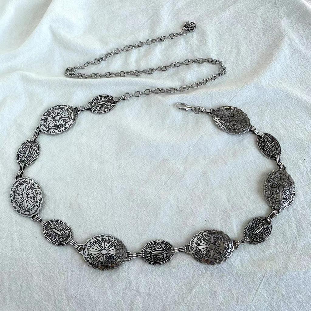 New Carved Geometric Retro Waist Chain for Women's Metallic Elegant Versatile Western Classic