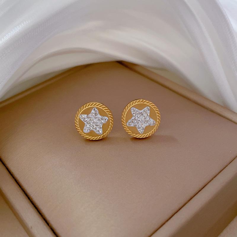 Round Pentagram Minimalist Stud Earrings Cold Men'S And Women'S Earrings Personality Temperament Banquet Earrings