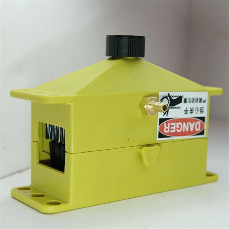 

Набор инструментов для чистки цепи, включая щетку для обслуживания, очиститель для мотоциклов и велосипедов, универсальный