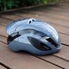 Road Bike Pneumatic Cycling Helmet Women's White Fashion Women's Adjustable Ultralight Anti-Collision Pnit Protection