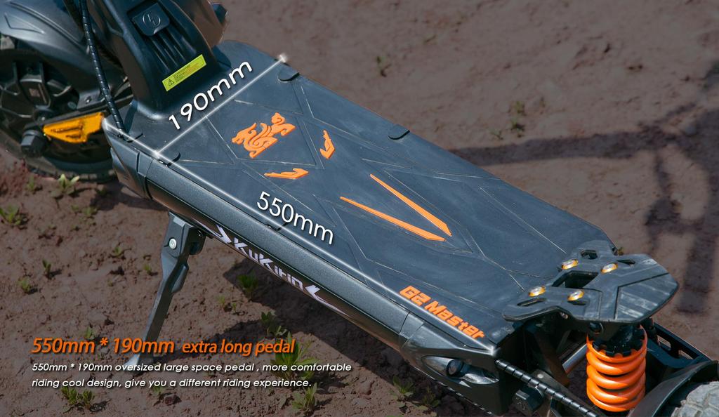 KuKirin G2 Master Elektriskais skūteris 70KM nobraukums un 60KM/H maksimālais ātrums, 10'' bezceļu riepas, 2000W dubultais motors, viss alumīnija korpuss, salokāms skūteris(NAV ABE)
