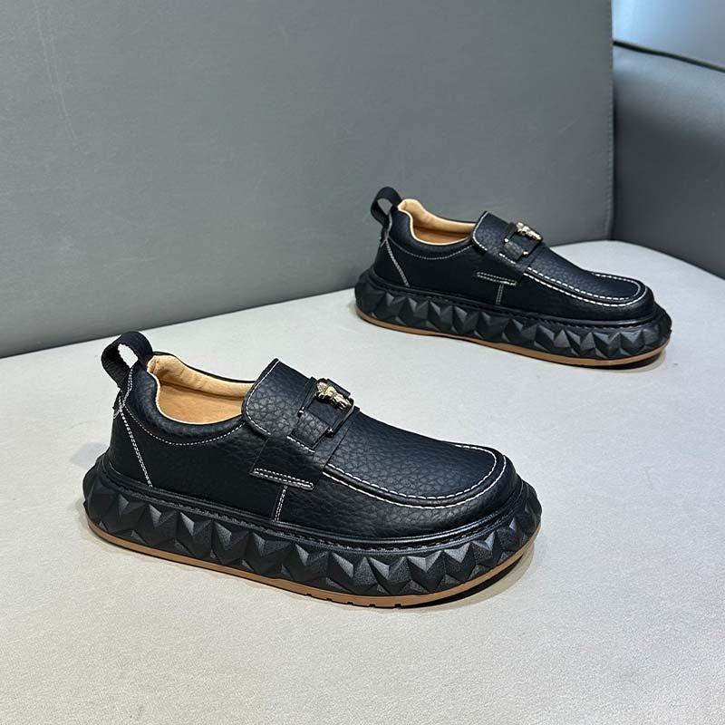 

New comfortable soft-soled light casual board shoes xk 38 leather shoe size