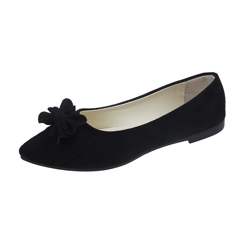 2025 Women's Solid Color Floral Pointed Flat Cloth Shoes with Embroidered Design In Large Sizes