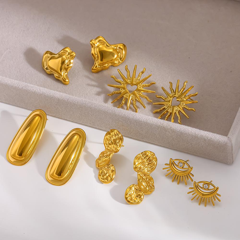 Explosive light luxury plated 18K gold stainless steel earrings retro texture love sun eye stud earrings earrings women