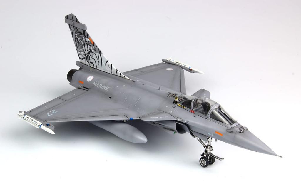 Platz/Italeri 1/72 French Navy Carrier-Based Fighter Rafale M Tiger Meet 2014 Plastic Model TPA-8