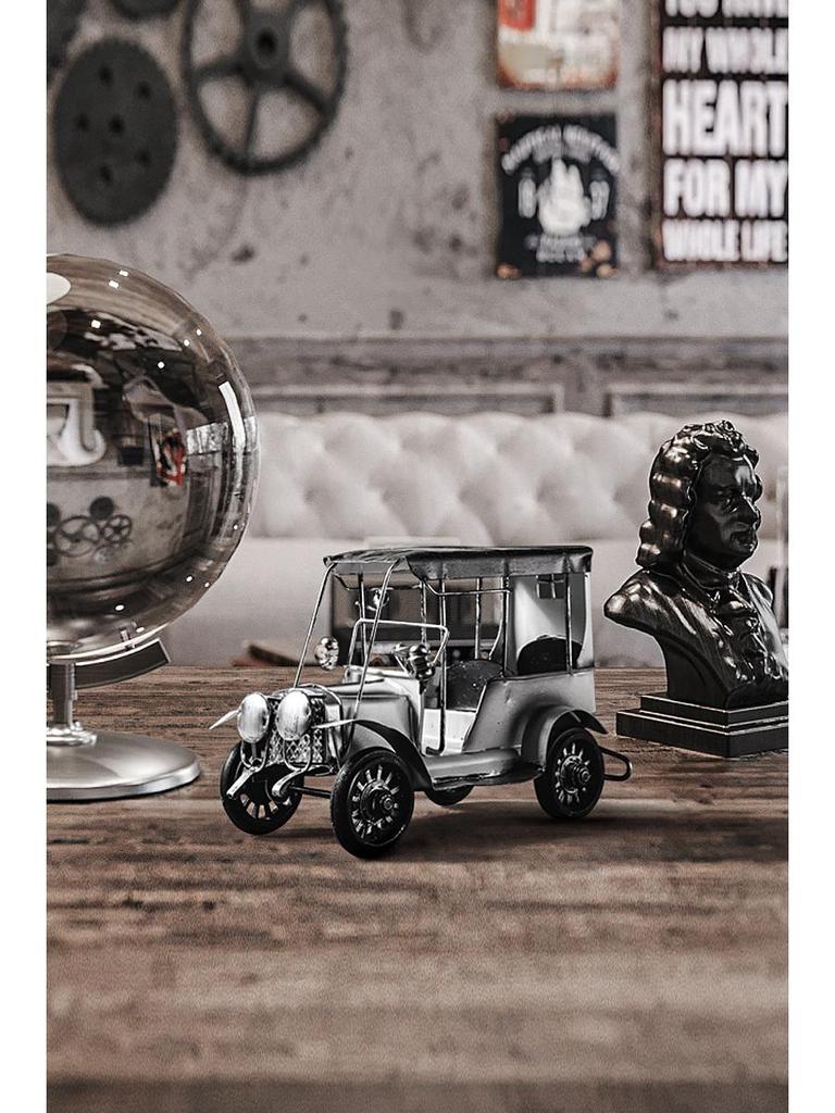 Retro Tinplate European Car Model - Creative Metal Craft Ornament