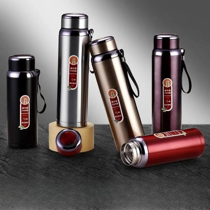 800/1000ml 316 Edelstahl Isolierte Wasserflasche Große Kapazität Sternenmuster Thermobecher Teefilter Outdoor Sportkessel
