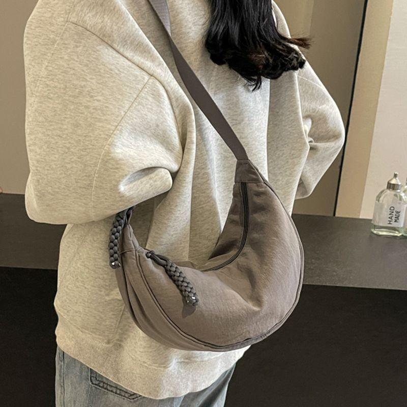 

Spring and Summer Fancy Niche Style Beige Dumpling Bag