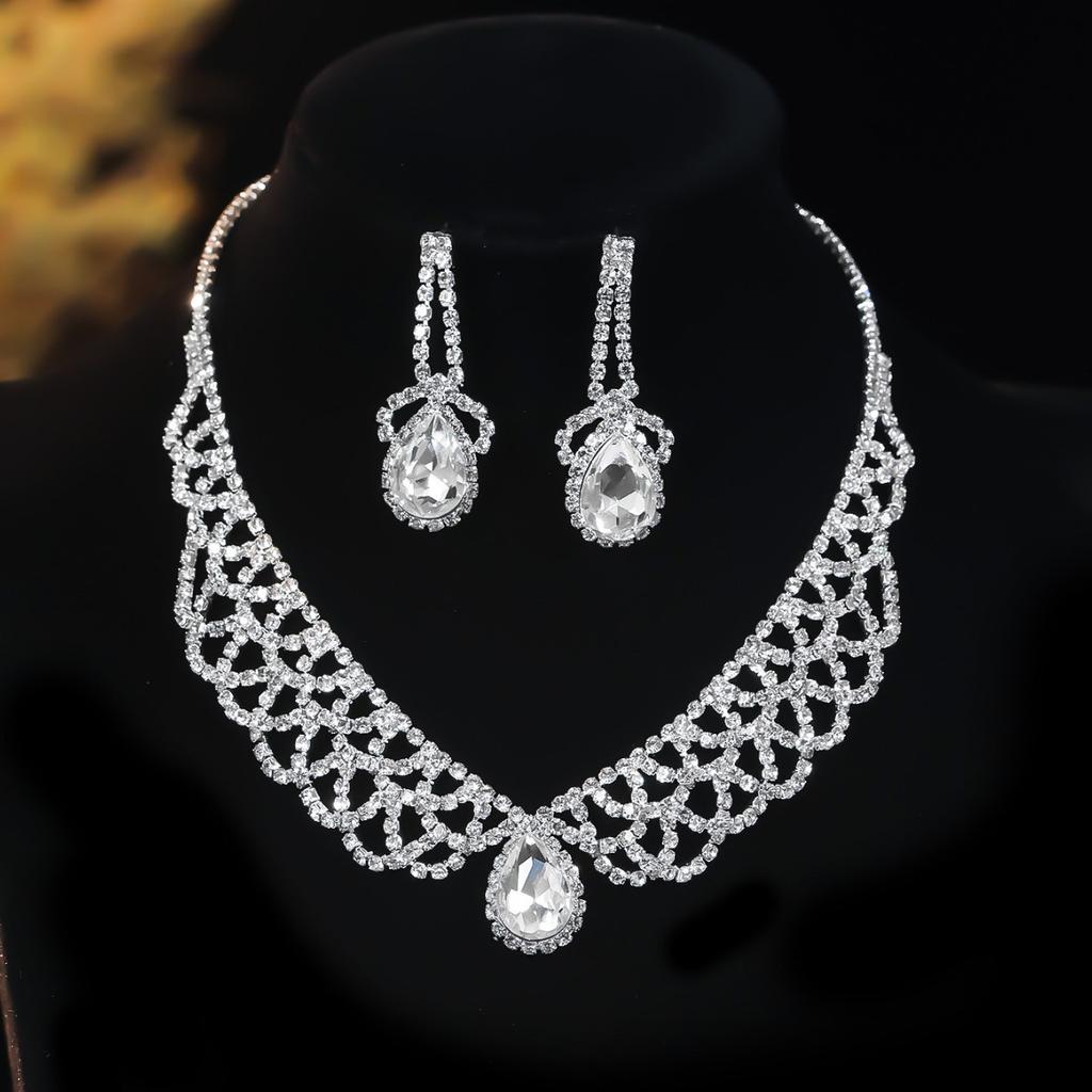 Snygg Geometrisk Ihålig Glänsande Strass Halsband Örhängen Tvådelat Set