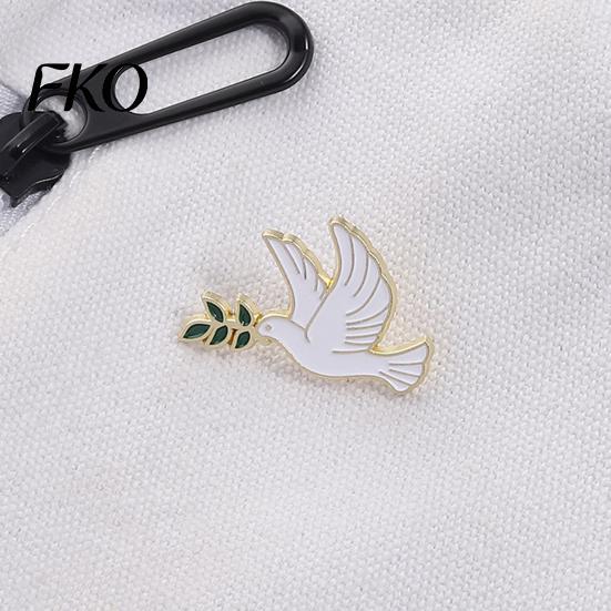 Metal Pin Brooch Pin, Pigeon Olive Branch Design Lapel Durable Backpack Decorative Badge for School Bag Clothes Accessories Precision