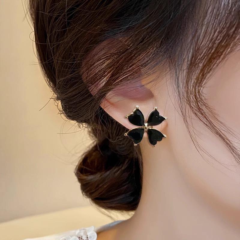 Korean Style S925 Sterling Silver Four-Leaf Clover Stud Earrings Set for Women – Elegant, Girly, Internet Celebrity Jewelry