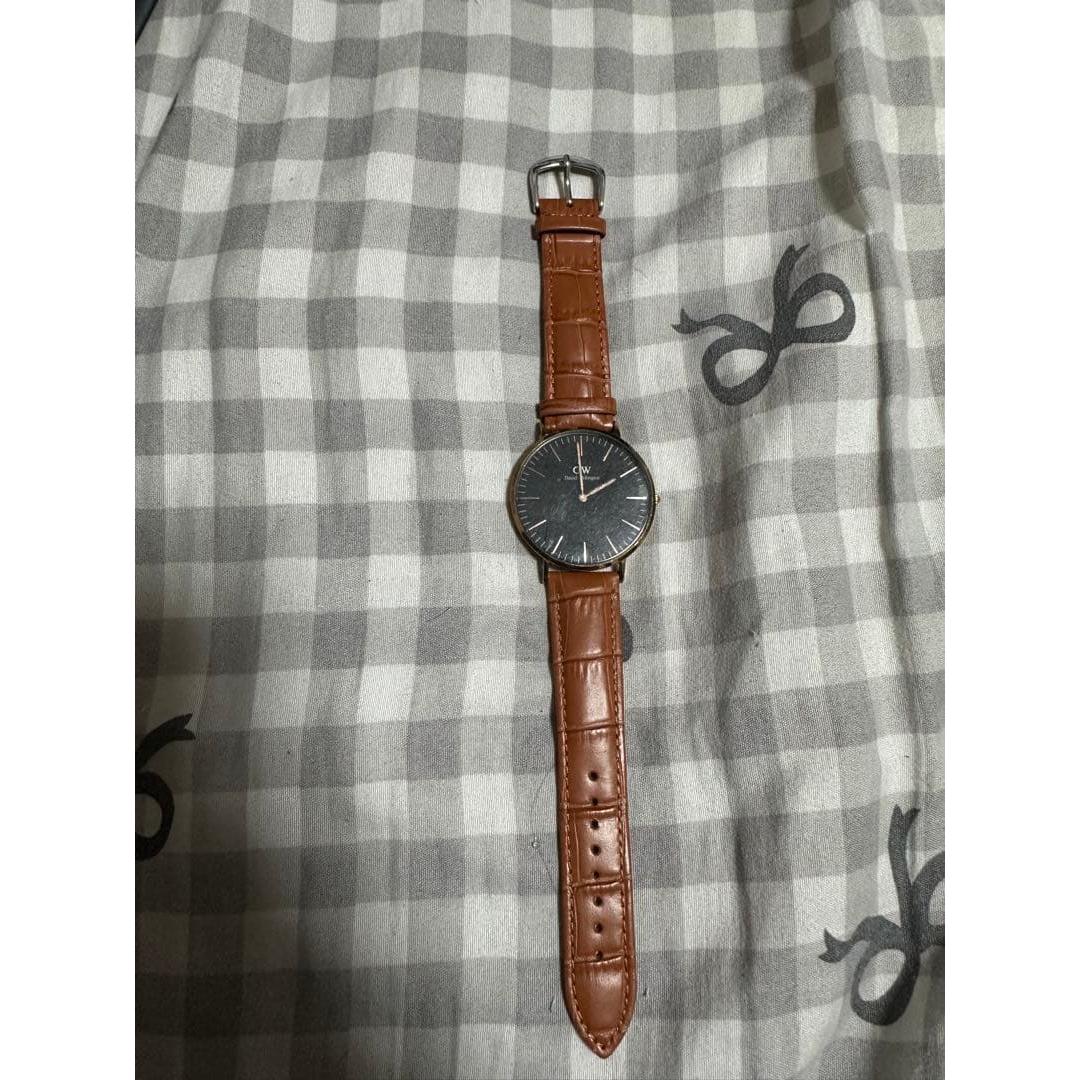 Used [Big Sale] Daniel Wellington Quartz Watch Body
