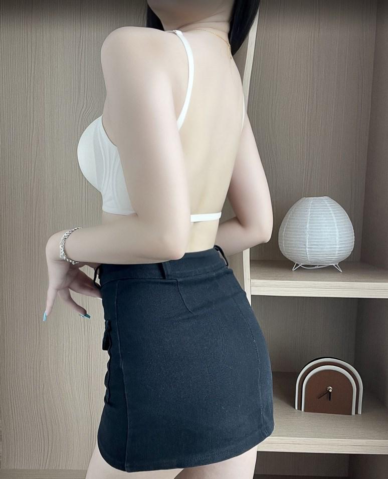 Beautiful Backless Seamless Ice Silk Bra - Women's Thin Summer Wire-Free Push-Up Design