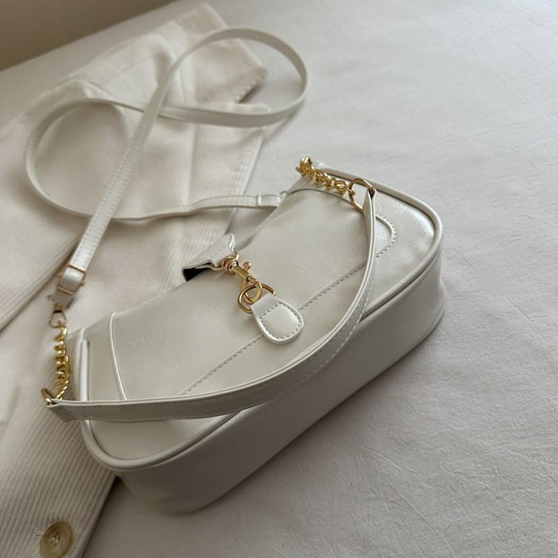 Small Ladies Shoulder Bag With Zipper Closure And Inner Phone Pocket For Street Style