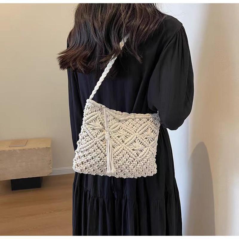 

Beach Bag Women s Fashionable Shoulder All-match Woven Bucket Niche Cross-body 25x5x20 off білий колір