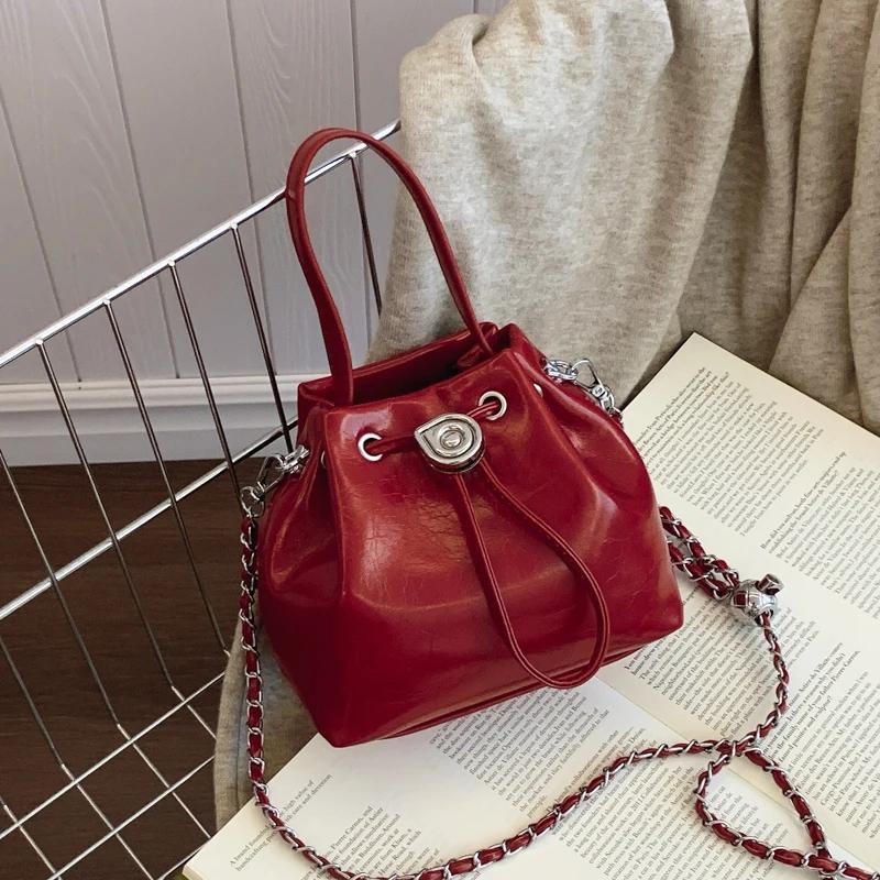 Pleated Bucket Bag for Women Shoulder Bag Simple Elegant Chain Crossbody Bag Versatile Korean Fashion High-end New
