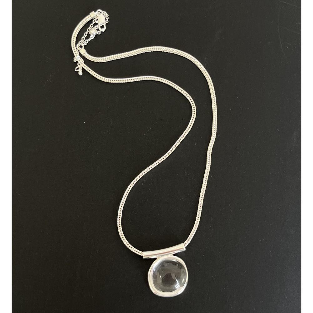Elegant Irregular Pendant Necklace: Exquisite Light Luxury, High-End Versatile Accessory for Women