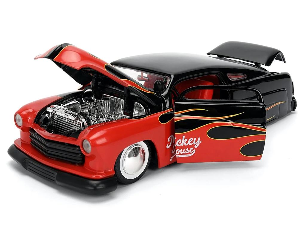 JADA TOYS 124 Scale Mickey Mouse and 1951 Mercury Hollywood Rides [Used]