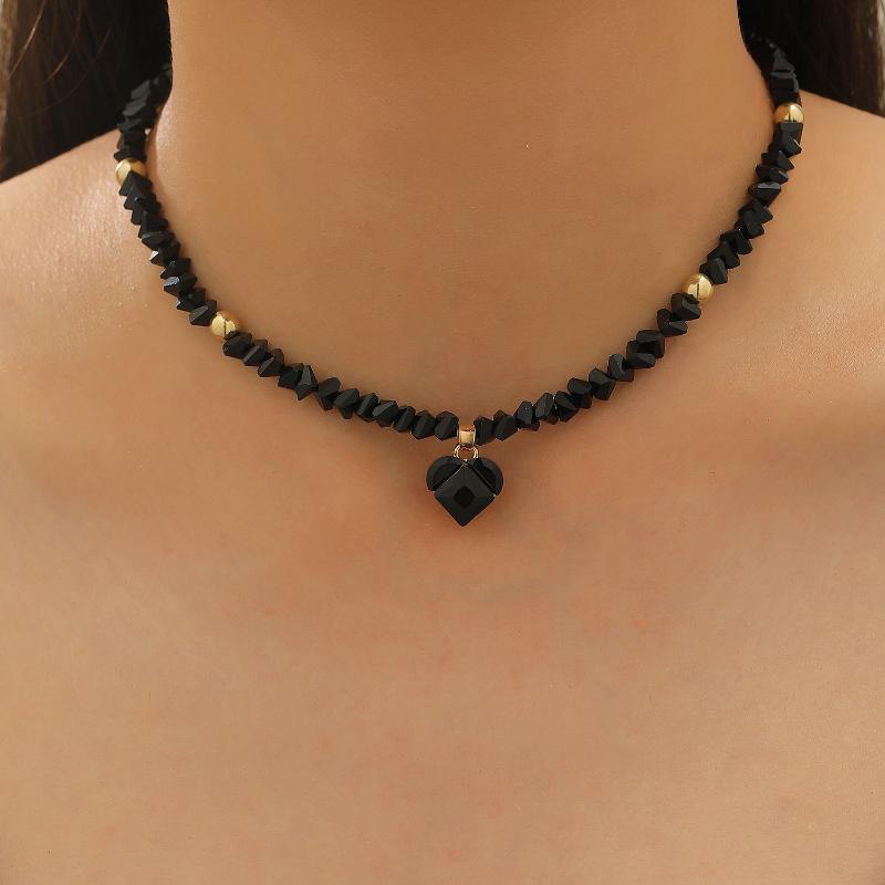 Fashion Vintage Crystal Zircon Heart-Shaped Pendant Necklace For Women Jewelry Accessries Gifts