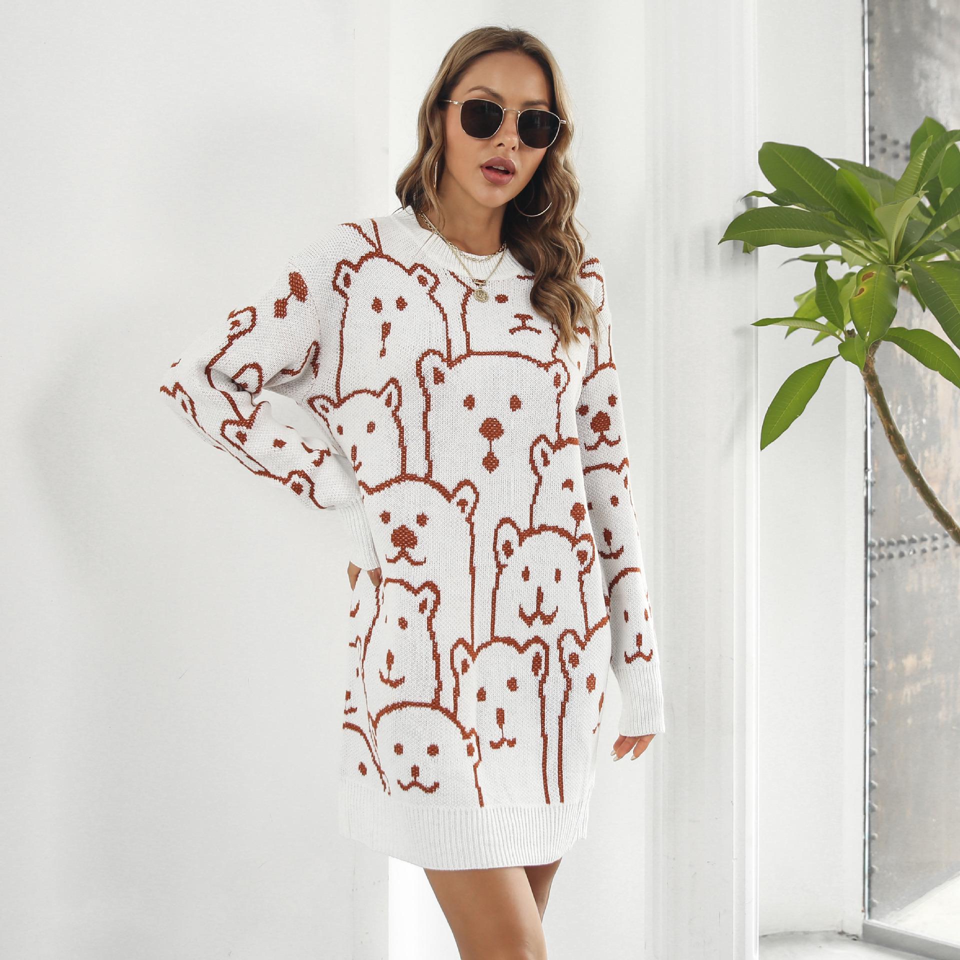 

Women s Loose Long-Sleeve Bear Jacquard Wool Dress for Autumn/Winter Small белый