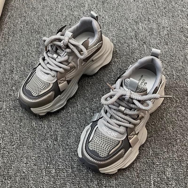 Retro Plateau-Damen-Sneaker, leicht, lässig, sportlich, Frühjahr und Herbst 2025, neue beliebte Dad-Schuhe