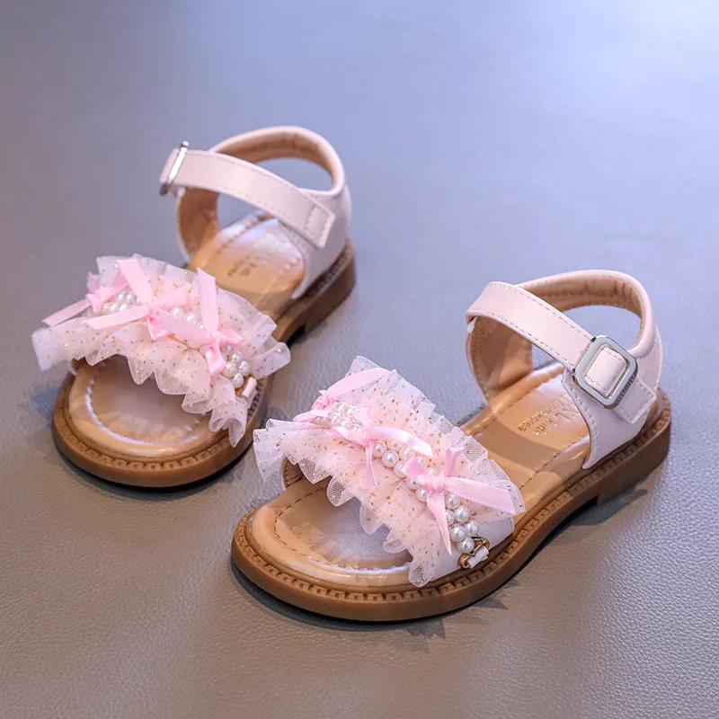 Fashion 2025 Summer New Girls' Sandals Light Luxury Wind Net Gauze Pearl Soft Soled Princess Shoes Little Girls Fashion Beach Shoes