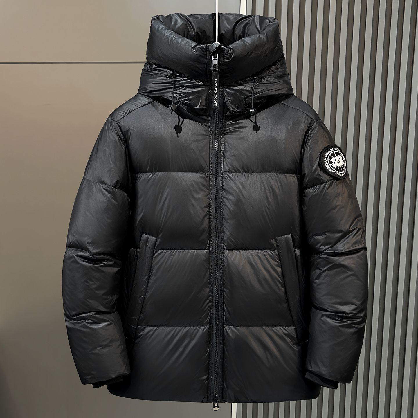 

Вітрозахисна зимова куртка з капюшоном для пари: Потовщене, Тепле Пухове Пальто для Чоловіків та Жінок M for ~110 lbs чорний