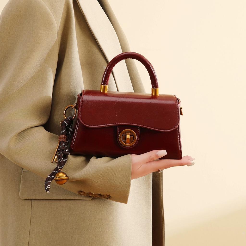 Wedding Bag Women'S Daily Available Bridal Wedding Bag Gifts Niche Retro Red Handbag Light Luxury Atmosphere Messenger Bag