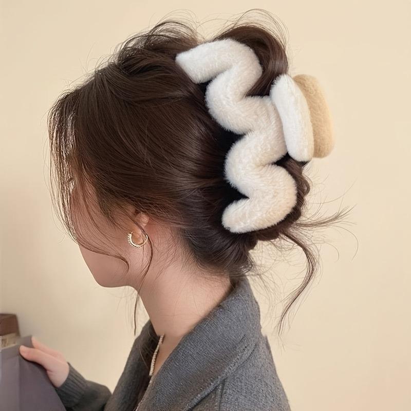 1pc Soft Cute Fluffy Hair with Colorful Autumn Winter Fashion Clips Women's Daily Curly Hair Warm and Versatile Decoration